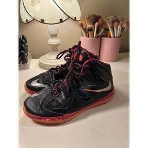 NIKE Lebron James X (PS) Black Metallic Silver Total Orange‎ Size 3Y 543565-004